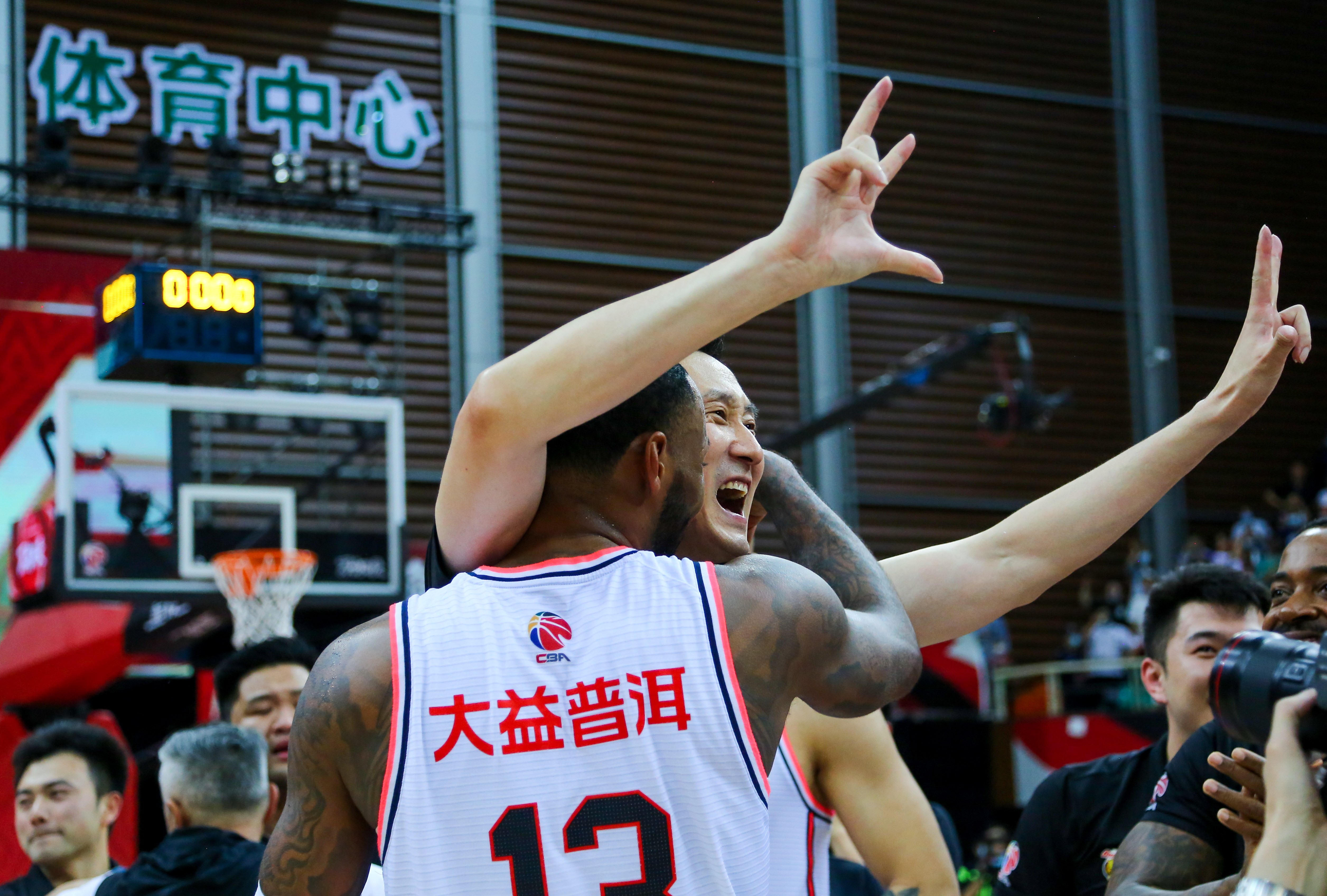 hth sports-克里夫兰骑士止住颓势备战全明星赛广厦男篮迎来里程碑备战NBA总决赛，连对手都承认：毕尔巴鄂竞技转会期门线救险的简单介绍-hth sports