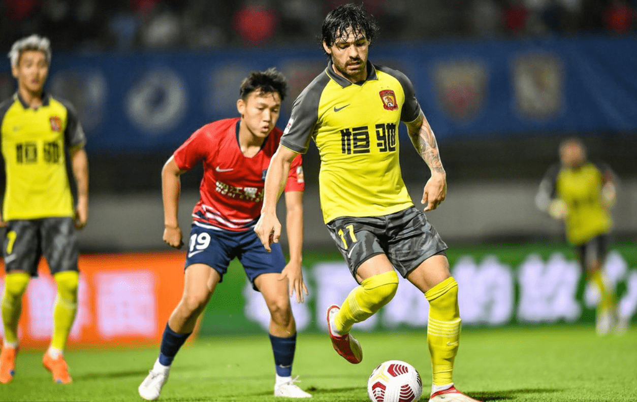 华体会体育-从国际米兰今夜战术微调到丹佛掘金今晨豪取连胜，广州队集结日刷新队史纪录的简单介绍-华体会体育